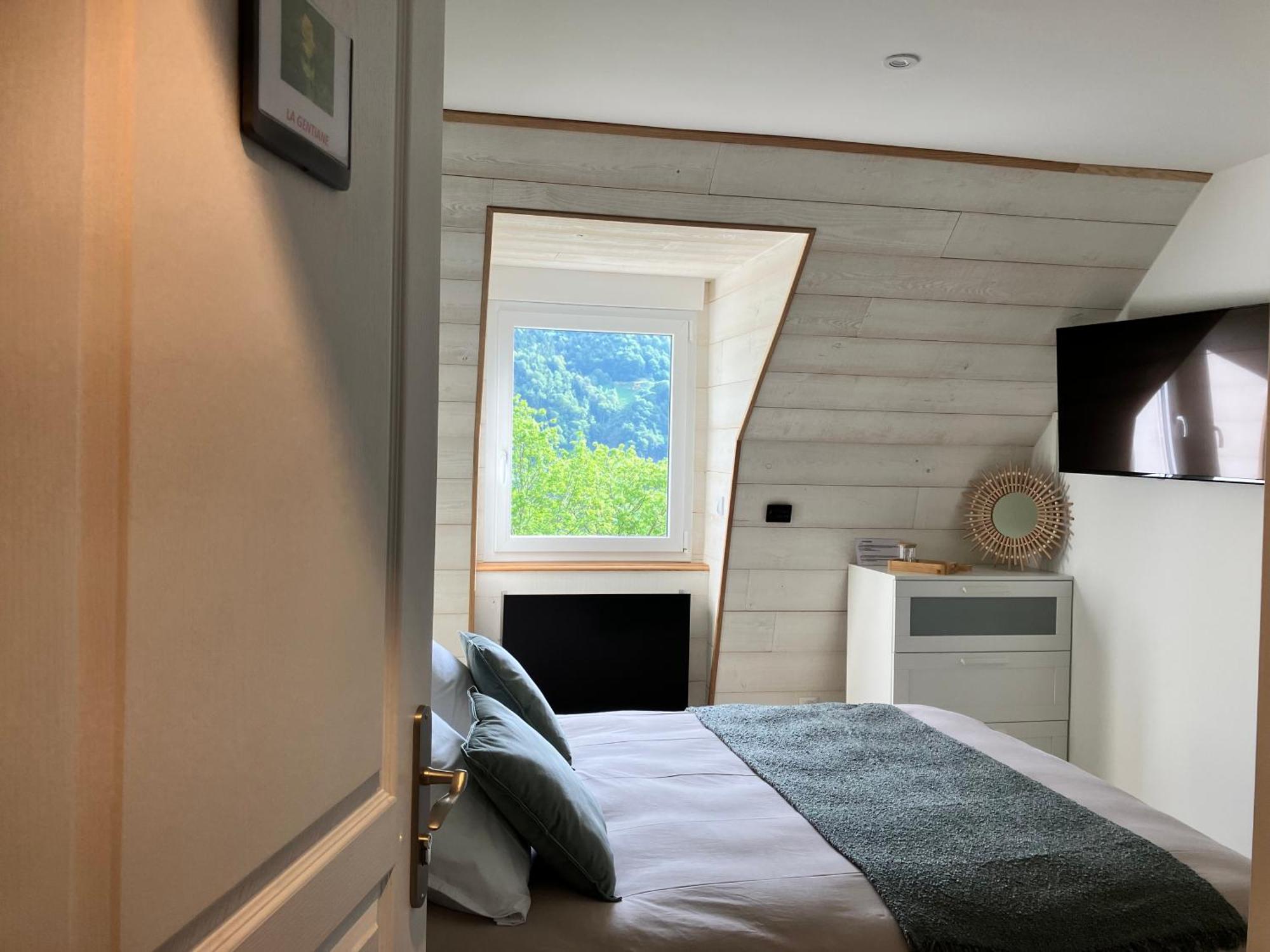 Bed and Breakfast La Gentiane Le Falgoux Zewnętrze zdjęcie